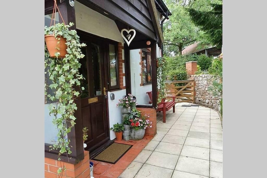Rowan Cottages With Panoramic Views Of The Stiperstones And Walks On The Doorstep Шрусбъри Екстериор снимка