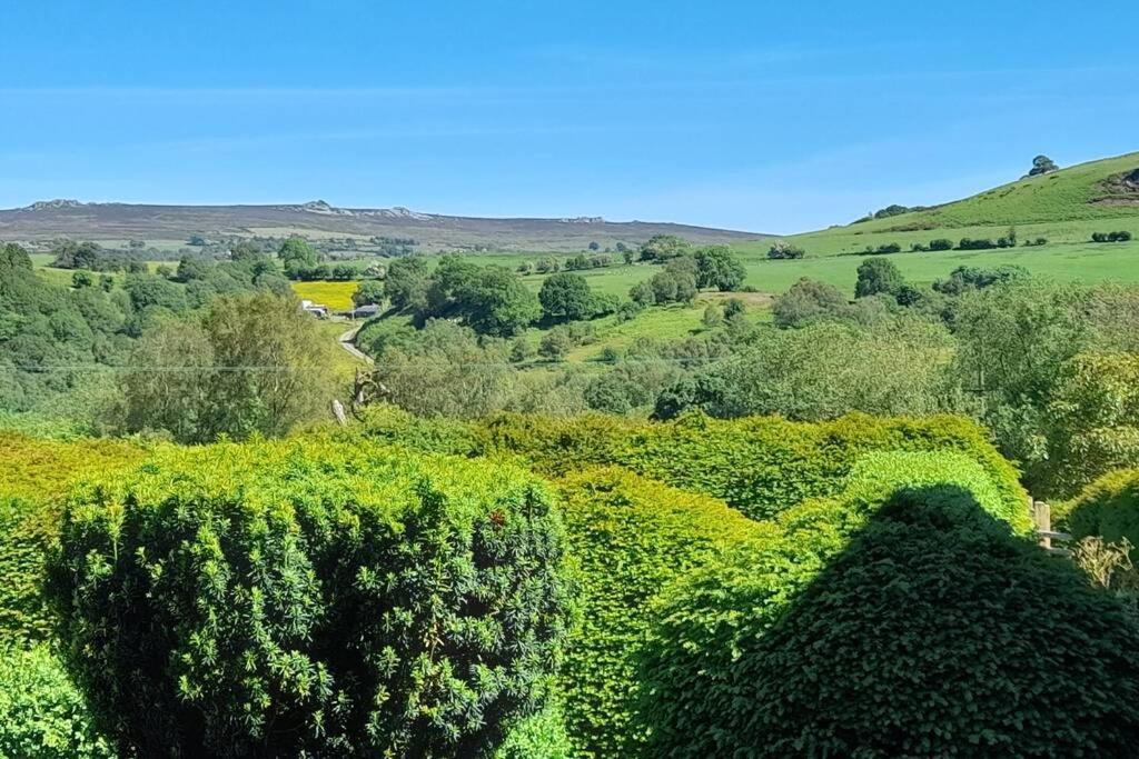 Rowan Cottages With Panoramic Views Of The Stiperstones And Walks On The Doorstep Шрусбъри Екстериор снимка